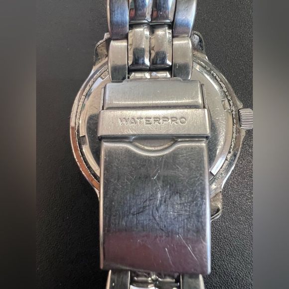 Guess Waterpro Vintage Stainless Steel Link 90’s Watch Y2K GUC! - Picture 6 of 6